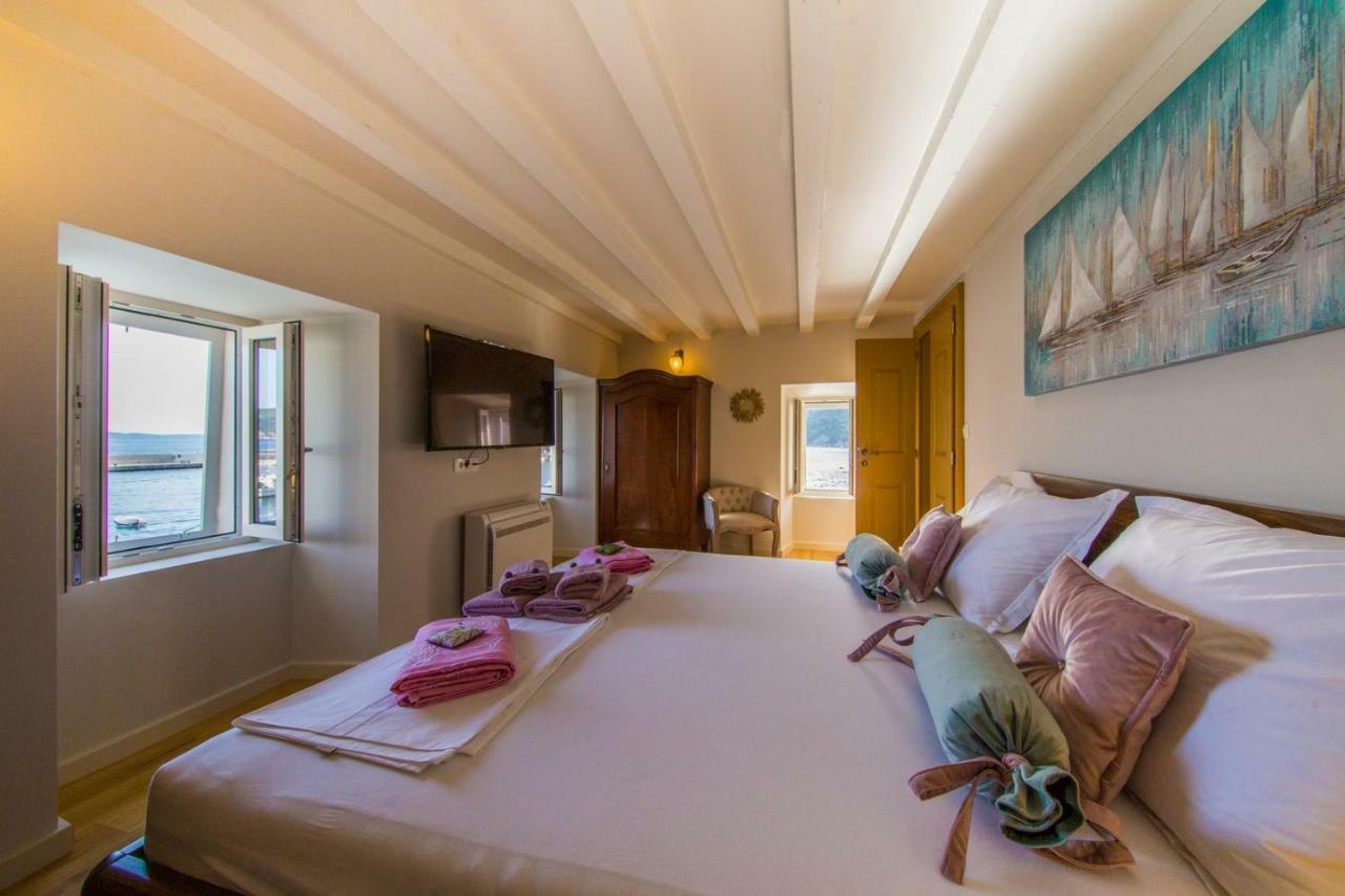Villa Martina Komiza Ngoại thất bức ảnh